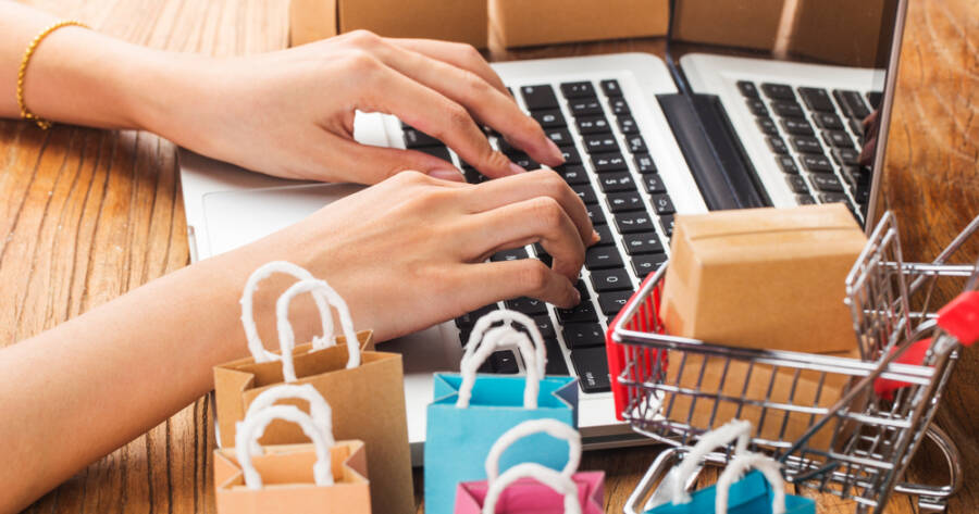 Trendy Yet Affordable Amazon Gifts for Women in 2025