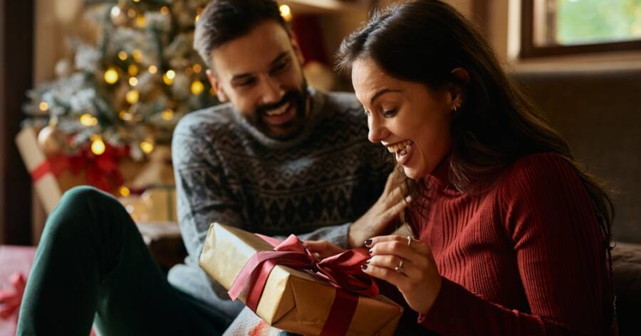 What Are the Top Amazon Gift Trends for Women?